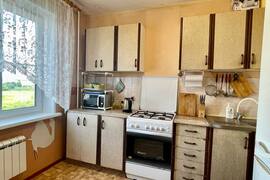 продам 3 комн. кв. п. Глебовский 