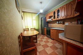 Продам квартиру м. Нагорная