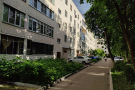 Половина 4х комн квартиры 81кв.м