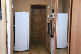 Продам 2-комнатную квартиру 

