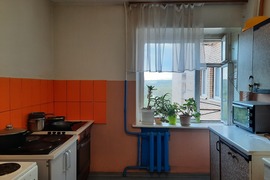 Продам 2-комнатную квартиру 

