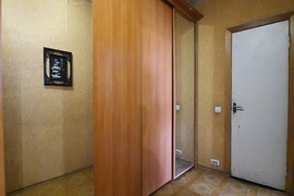 Продам 2-комнатную квартиру 

