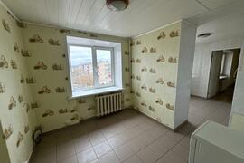 (514232-ВО) 4-комнатная квартира в Ис...