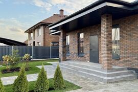 Продается 1-этажный дом, 136 м²
Расп...