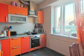  2  комнатная квартиру Адасько 11