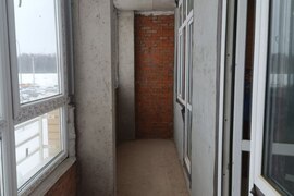 Продается 2к квартира с кухней-гостин...