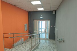 Продается 2к квартира с кухней-гостин...