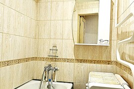 Юбилейная,12 -2х комн.кв.