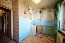 Продам 2 комн. кв. под ремонт