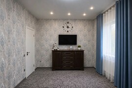 Продается просторный 5-комнатный дом,...