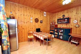 Продается 2-х этажный коттедж