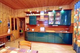 Продается 2-х этажный коттедж