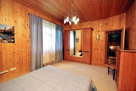 Продается 2-х этажный коттедж