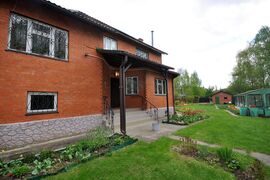 Продается 2-х этажный коттедж