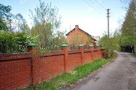 Продается 2-х этажный коттедж