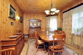 Продается 2-х этажный коттедж